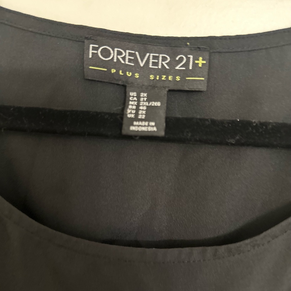 Forever 21 Plus Size Black Top
